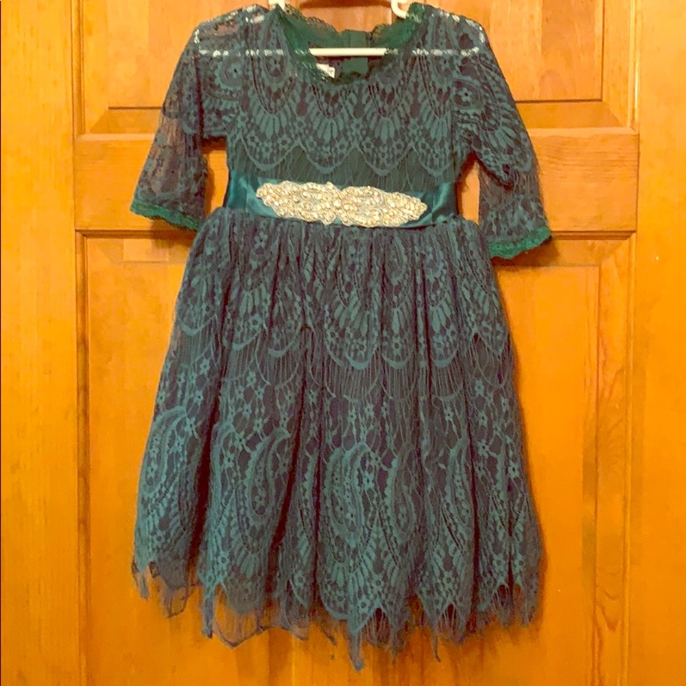 Gorgeous emerald green dress for little princess